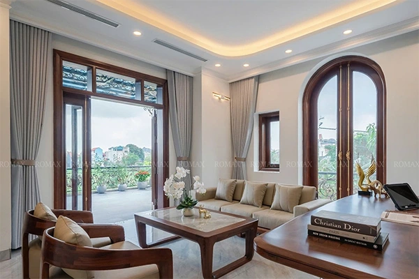 So Sánh Tủ Bếp Gỗ Óc Chó, Gỗ Sồi và Gỗ Gõ Đỏ: Chọn Loại Nào Tốt Nhất?